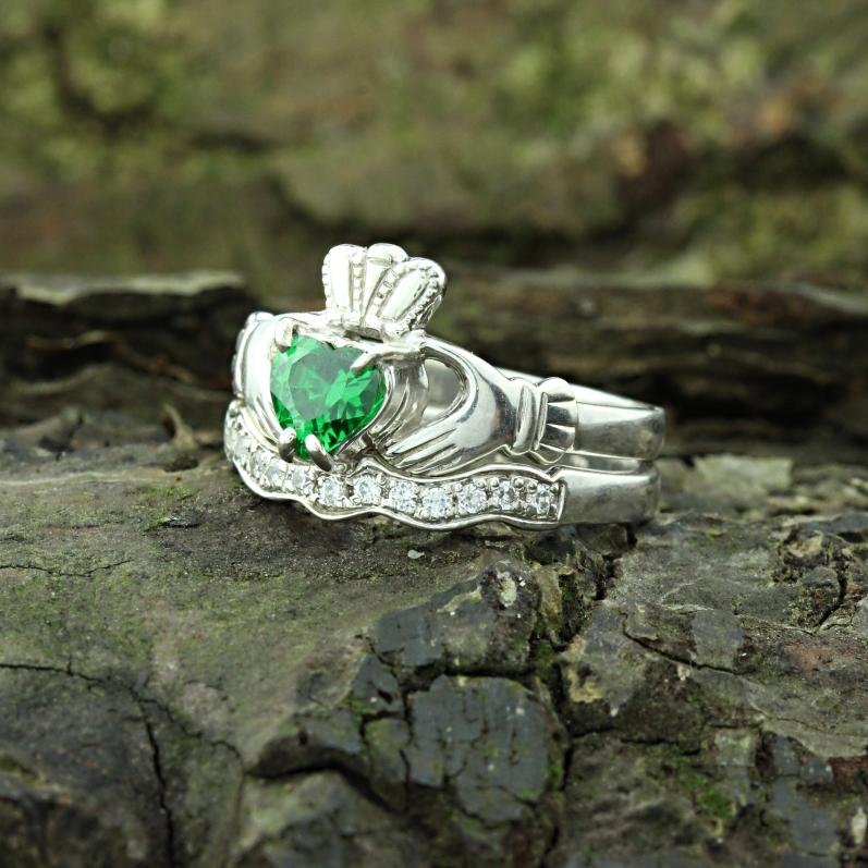 Jade claddagh sale ring